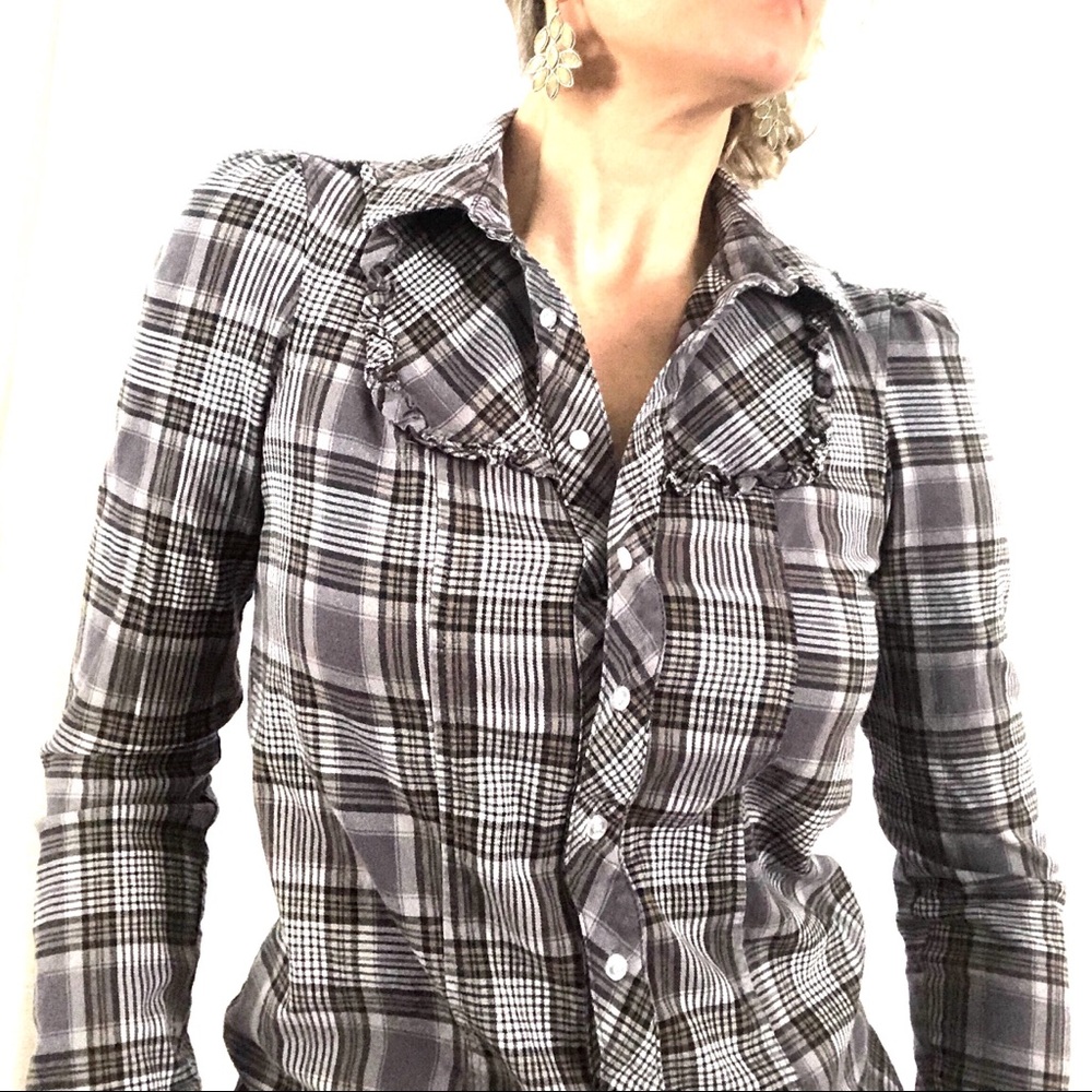 💙3/$25 RUBBISH Cute Fitted Stretch Flannel Button Down Ruffle Detail Shirt - Picture 1 of 8